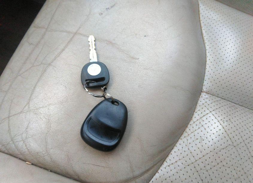 Photo 11 of 2005 Cadillac Escalade STANDARD (VIN 1GYEK63N85R105098)