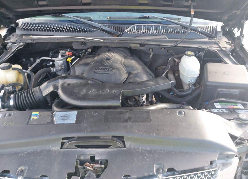 Photo 10 of 2005 Cadillac Escalade STANDARD (VIN 1GYEK63N85R125173)