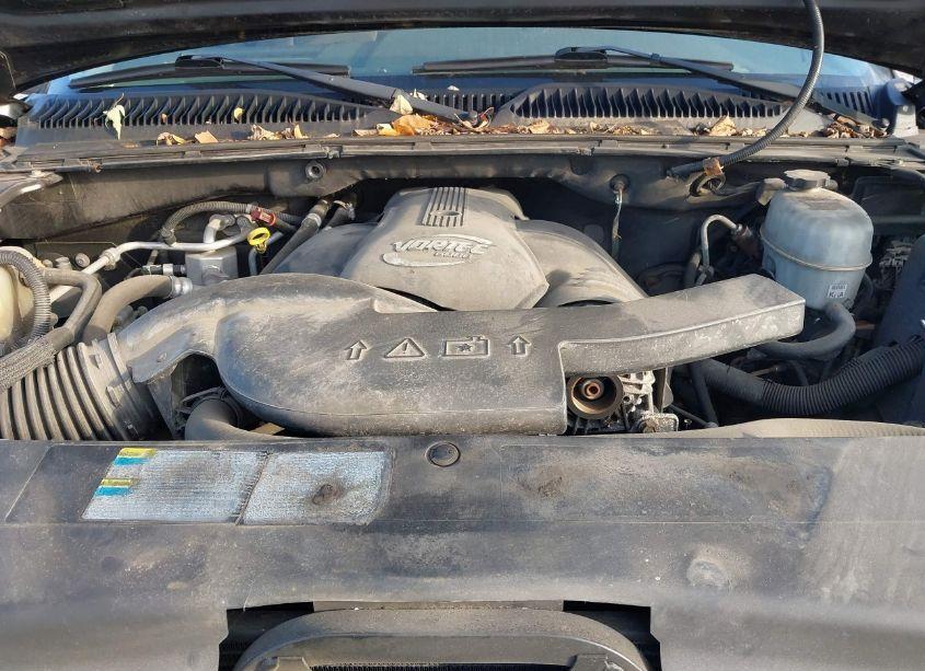 Photo 10 of 2005 Cadillac Escalade STANDARD (VIN 1GYEK63N85R164880)