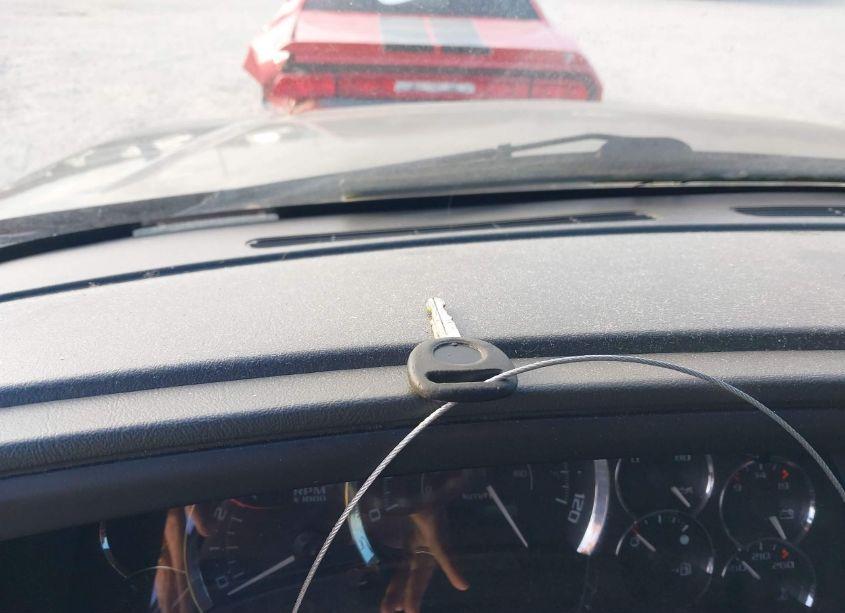 Photo 11 of 2005 Cadillac Escalade STANDARD (VIN 1GYEK63N85R164880)