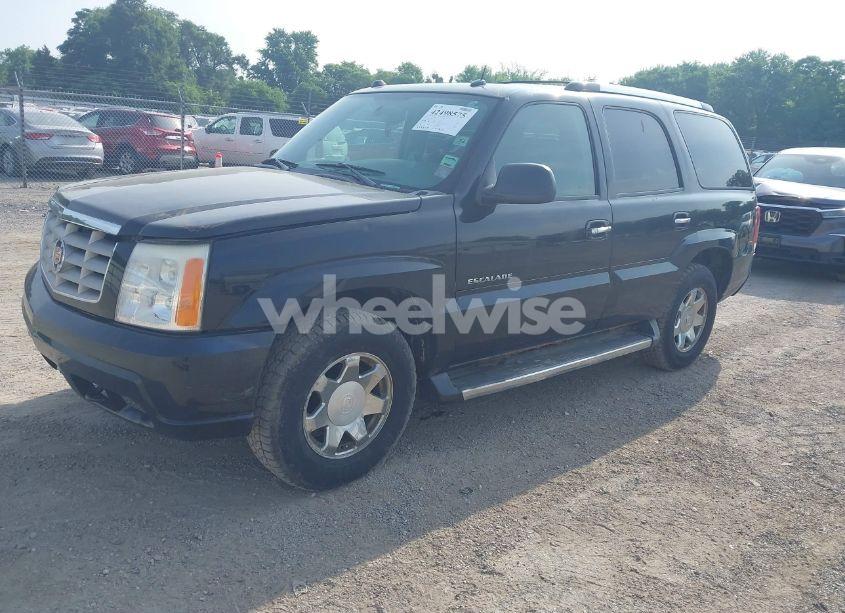 Photo 2 of 2005 Cadillac Escalade STANDARD (VIN 1GYEK63N85R238220)