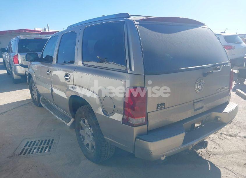 Photo 3 of 2003 Cadillac Escalade STANDARD (VIN 1GYEK63N93R173648)