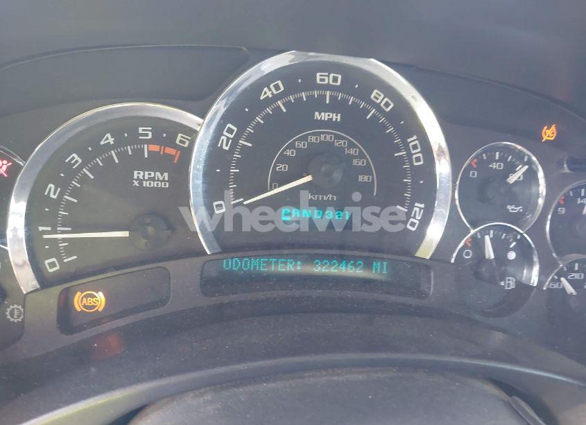 Photo 7 of 2005 Cadillac Escalade STANDARD (VIN 1GYEK63N95R223256)