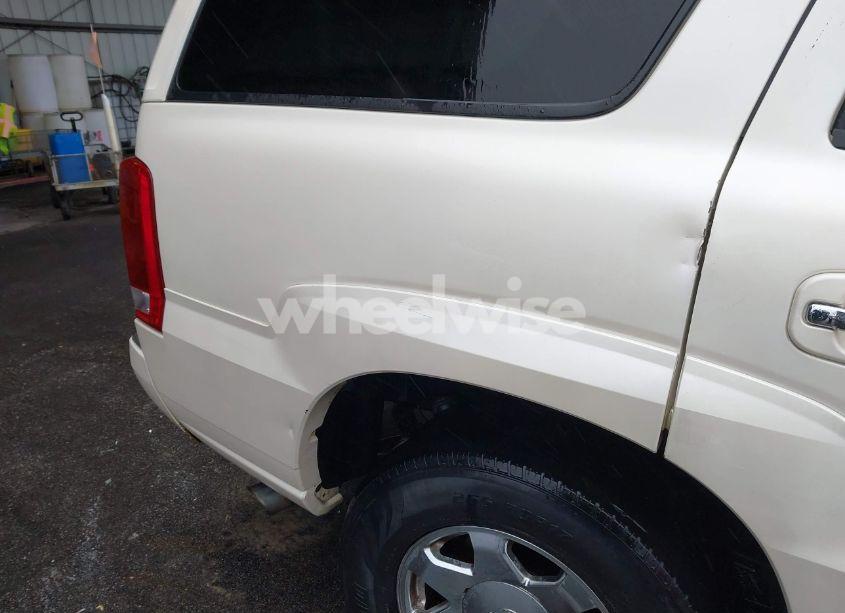 Photo 13 of 2006 Cadillac Escalade STANDARD (VIN 1GYEK63N96R105841)