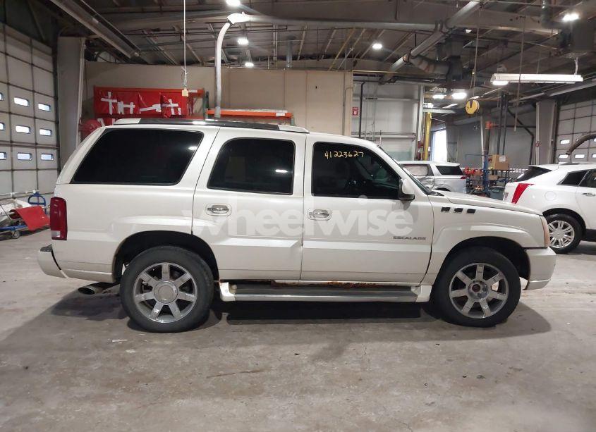 Photo 13 of 2002 Cadillac Escalade STANDARD (VIN 1GYEK63NX2R193700)