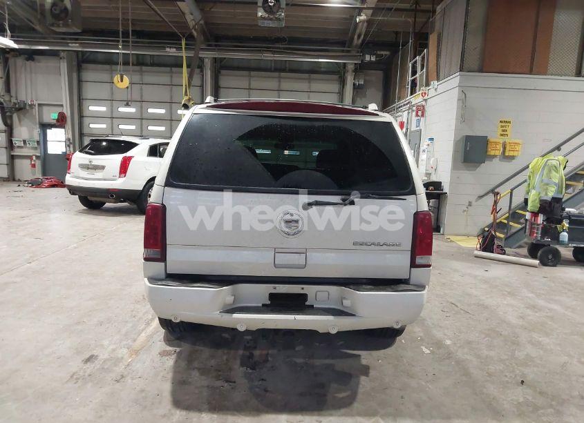 Photo 16 of 2002 Cadillac Escalade STANDARD (VIN 1GYEK63NX2R193700)