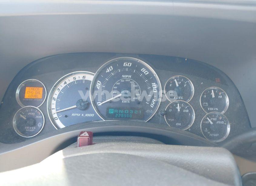 Photo 7 of 2002 Cadillac Escalade STANDARD (VIN 1GYEK63NX2R240837)