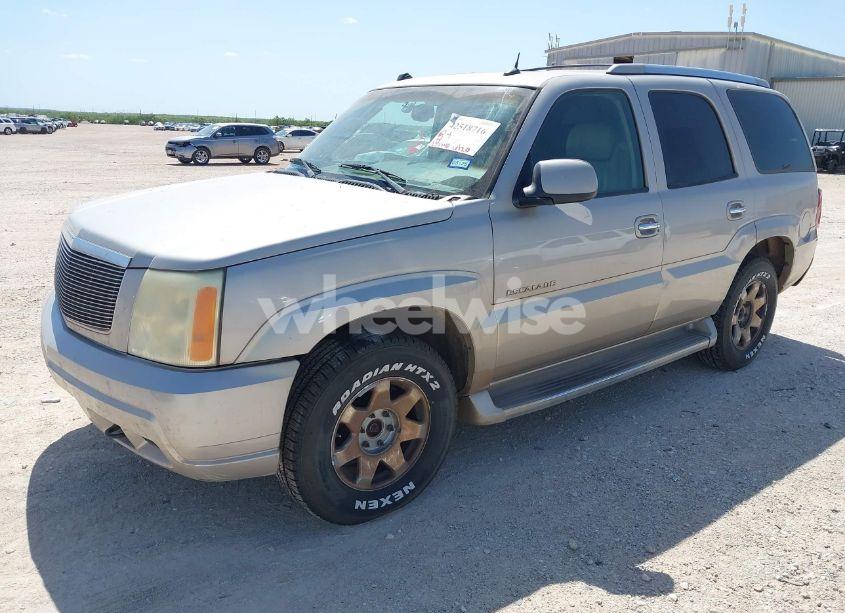 Photo 2 of 2005 Cadillac Escalade STANDARD (VIN 1GYEK63NX5R141147)