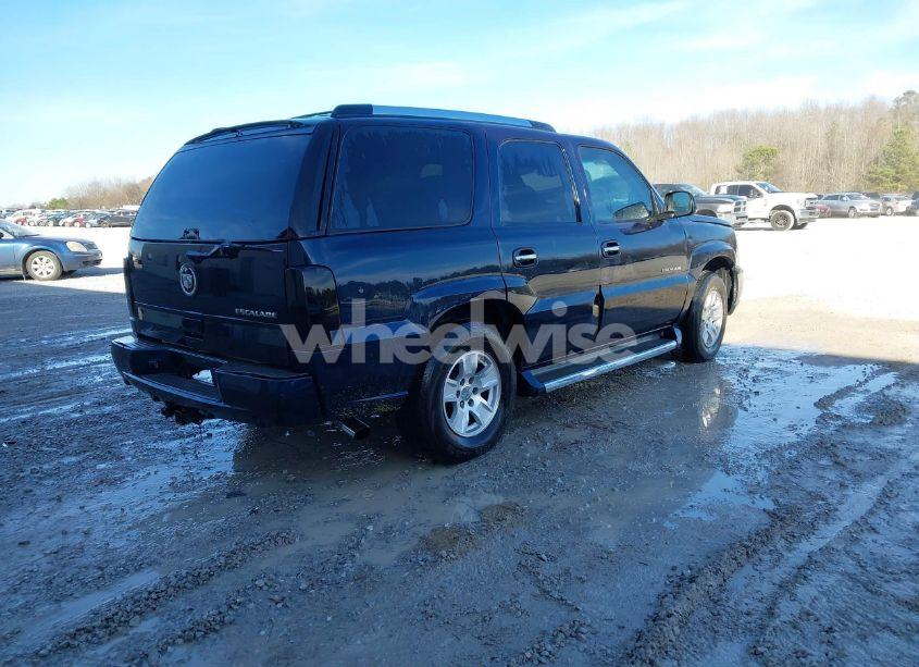 Photo 4 of 2005 Cadillac Escalade STANDARD (VIN 1GYEK63NX5R180370)