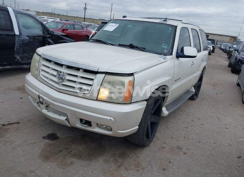 Photo 2 of 2005 Cadillac Escalade STANDARD (VIN 1GYEK63NX5R228255)