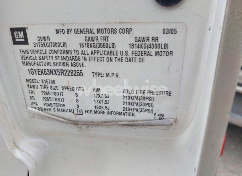 Photo 9 of 2005 Cadillac Escalade STANDARD (VIN 1GYEK63NX5R228255)