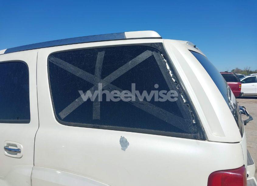 Photo 14 of 2006 Cadillac Escalade STANDARD (VIN 1GYEK63NX6R109252)