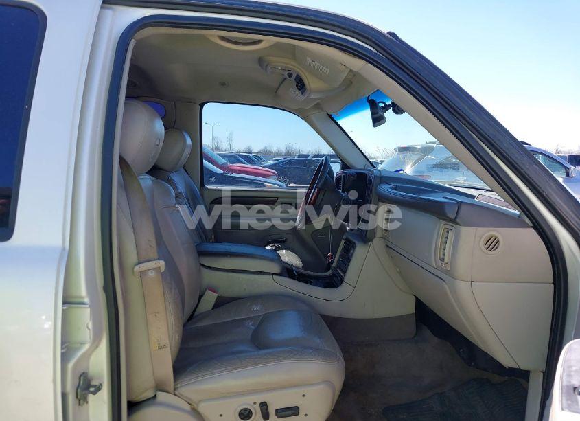 Photo 5 of 2006 Cadillac Escalade STANDARD (VIN 1GYEK63NX6R109252)