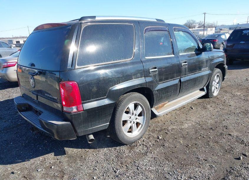 Photo 4 of 2006 Cadillac Escalade STANDARD (VIN 1GYEK63NX6R110465)