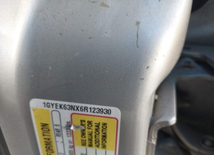 Photo 9 of 2006 Cadillac Escalade STANDARD (VIN 1GYEK63NX6R123930)