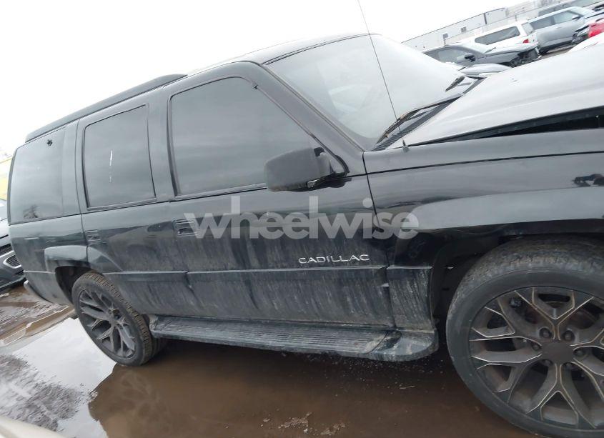 Photo 13 of 2000 Cadillac Escalade STANDARD (VIN 1GYEK63R8YR188250)