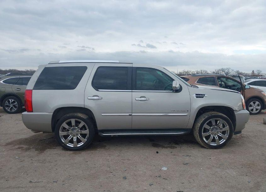 Photo 13 of 2009 Cadillac Escalade STANDARD (VIN 1GYFC13279R149254)
