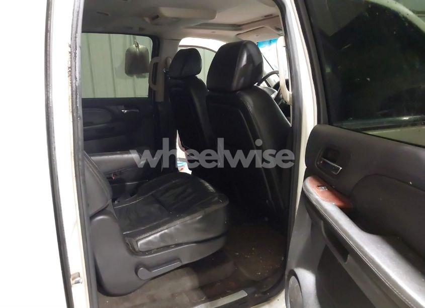 Photo 8 of 2008 Cadillac Escalade ESV STANDARD (VIN 1GYFC66858R235951)