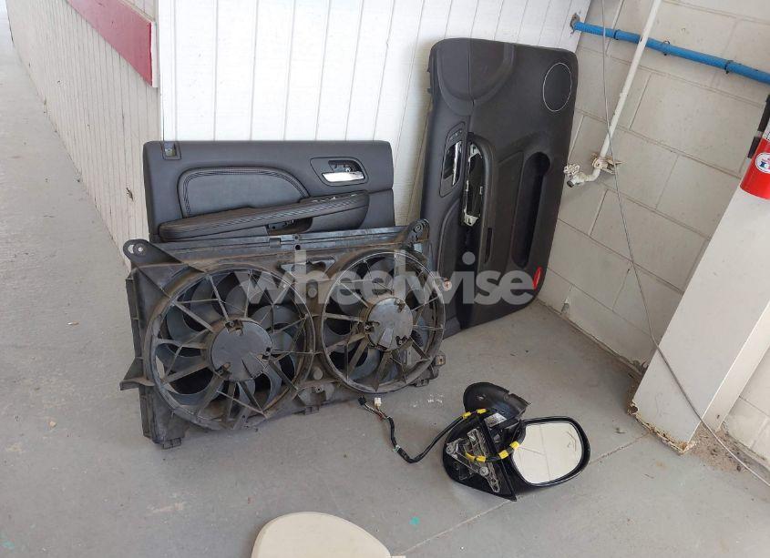 Photo 12 of 2008 Cadillac Escalade ESV STANDARD (VIN 1GYFC66888R205407)