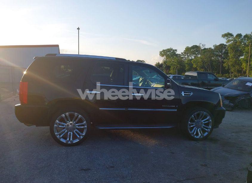 Photo 13 of 2009 Cadillac Escalade STANDARD (VIN 1GYFK13259R152009)