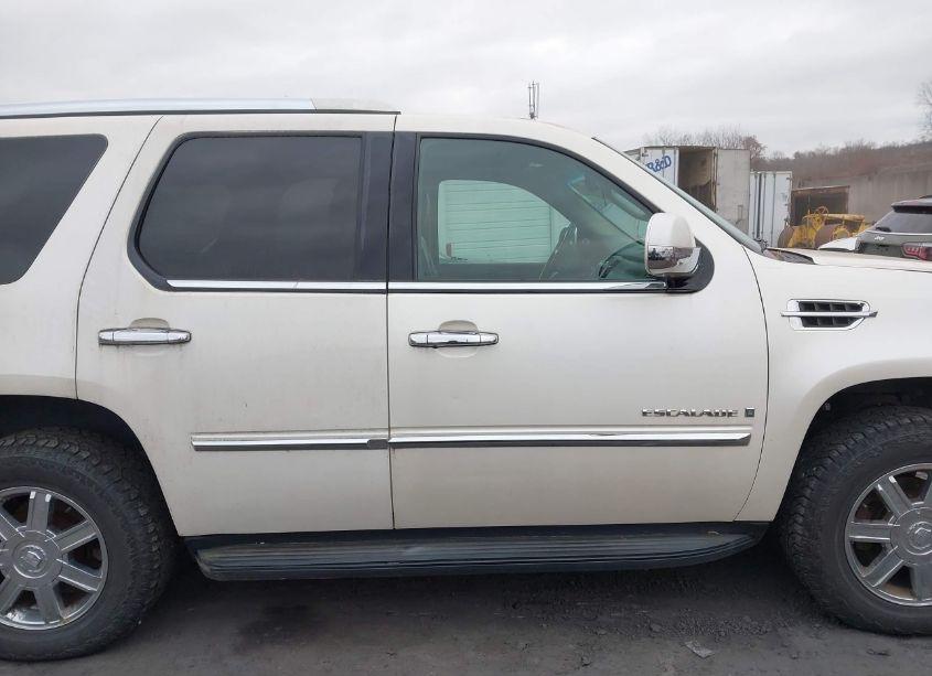Photo 13 of 2009 Cadillac Escalade STANDARD (VIN 1GYFK13299R119207)