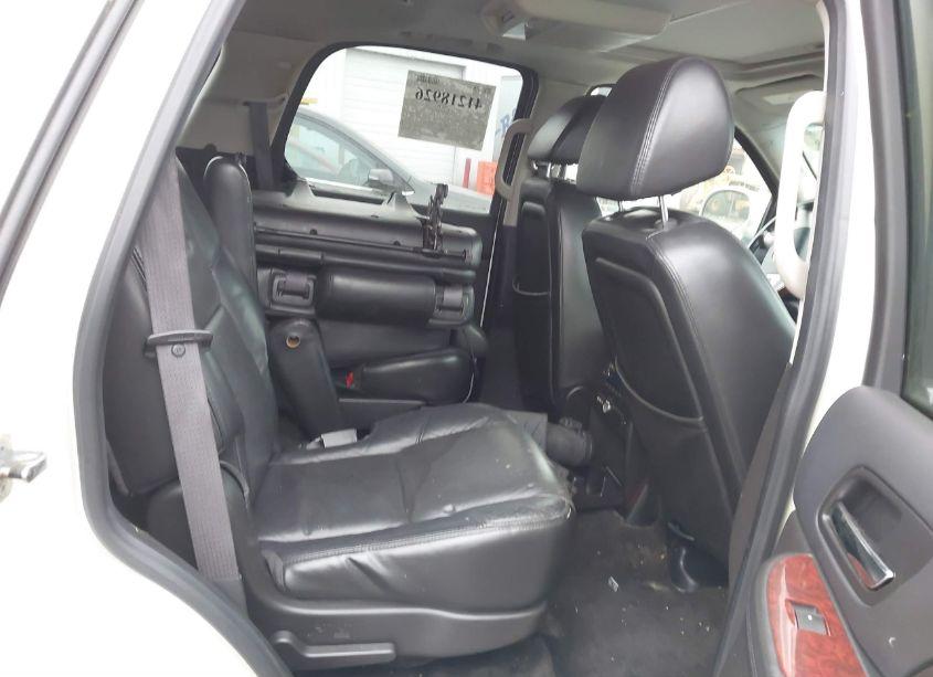 Photo 8 of 2009 Cadillac Escalade STANDARD (VIN 1GYFK13299R119207)