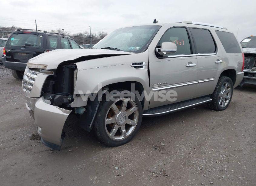 Photo 2 of 2009 Cadillac Escalade STANDARD (VIN 1GYFK232X9R102082)