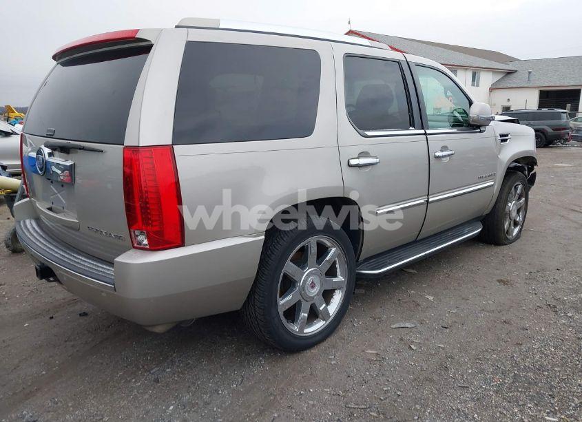 Photo 4 of 2009 Cadillac Escalade STANDARD (VIN 1GYFK232X9R102082)