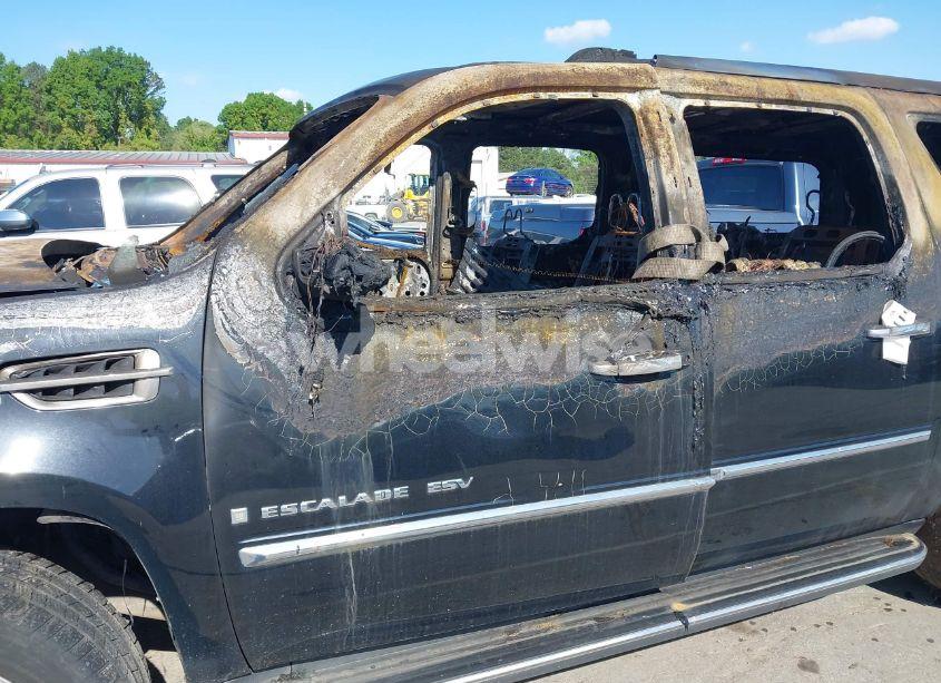 Photo 13 of 2009 Cadillac Escalade ESV STANDARD (VIN 1GYFK26209R283494)