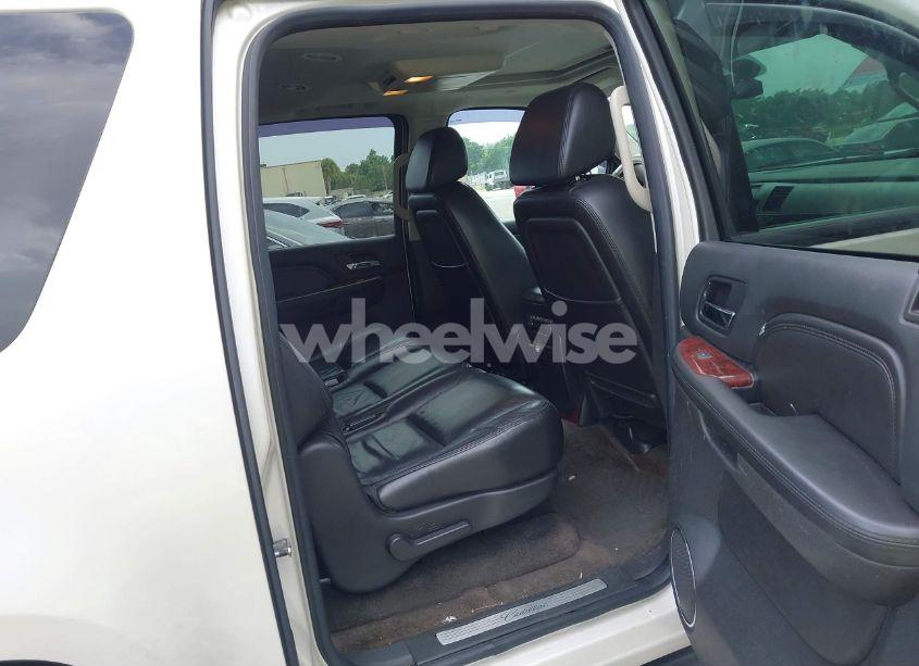 Photo 8 of 2009 Cadillac Escalade ESV STANDARD (VIN 1GYFK26239R217022)