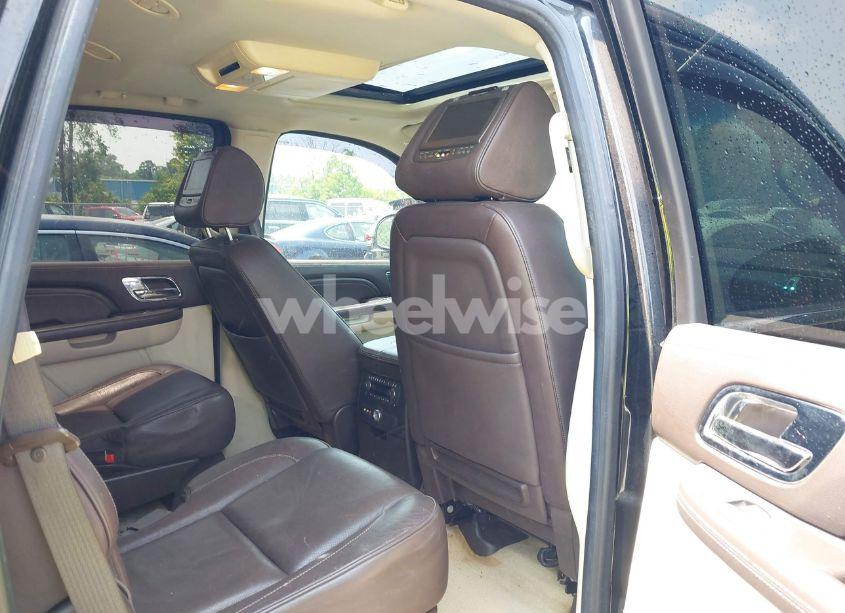 Photo 8 of 2009 Cadillac Escalade PLATINUM EDITION (VIN 1GYFK33219R190445)