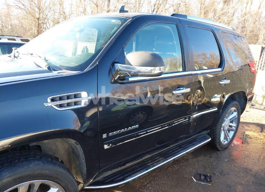 Photo 6 of 2007 Cadillac Escalade STANDARD (VIN 1GYFK63807R291527)