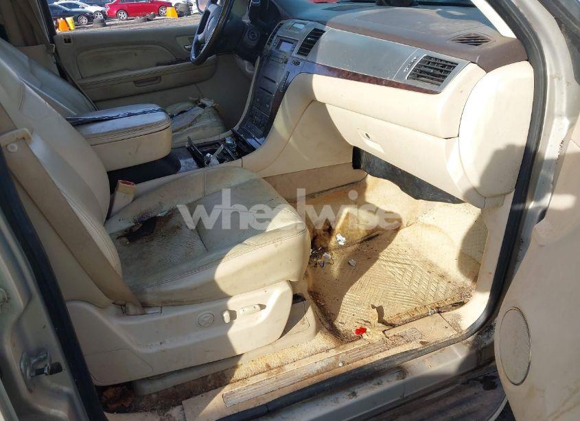 Photo 5 of 2007 Cadillac Escalade STANDARD (VIN 1GYFK63817R119510)