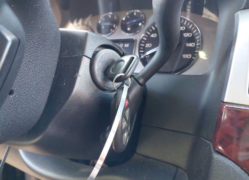 Photo 11 of 2007 Cadillac Escalade STANDARD (VIN 1GYFK63817R318637)