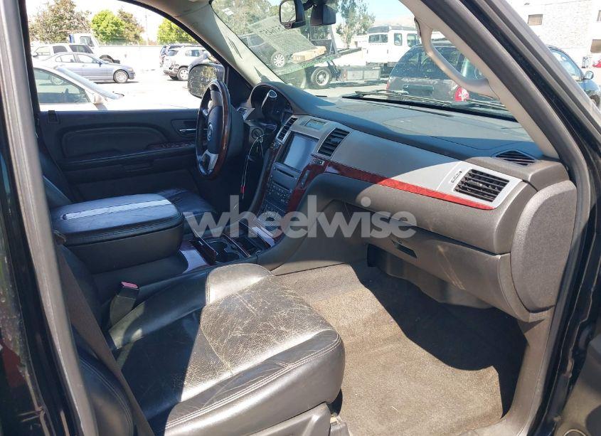 Photo 5 of 2008 Cadillac Escalade STANDARD (VIN 1GYFK63818R109528)