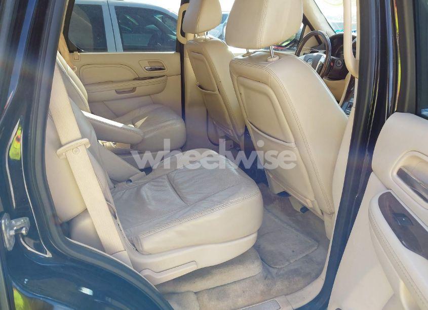 Photo 8 of 2008 Cadillac Escalade STANDARD (VIN 1GYFK63818R272860)