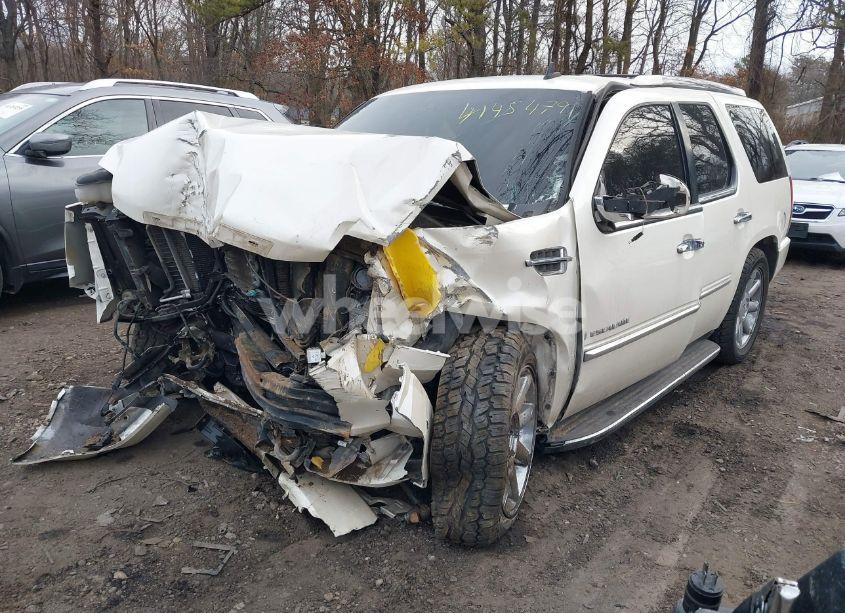 Photo 2 of 2007 Cadillac Escalade STANDARD (VIN 1GYFK63827R342526)