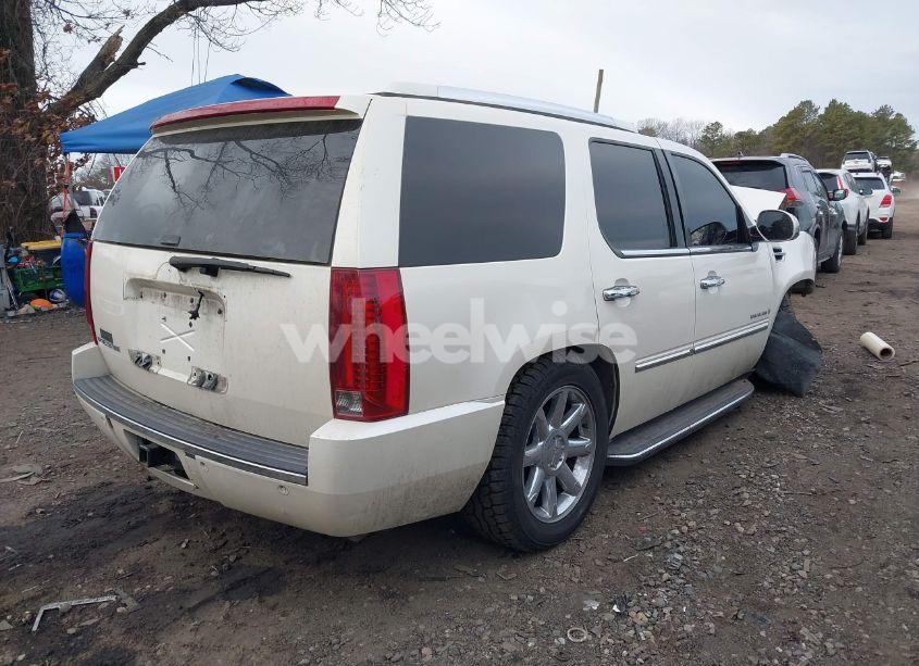 Photo 4 of 2007 Cadillac Escalade STANDARD (VIN 1GYFK63827R342526)