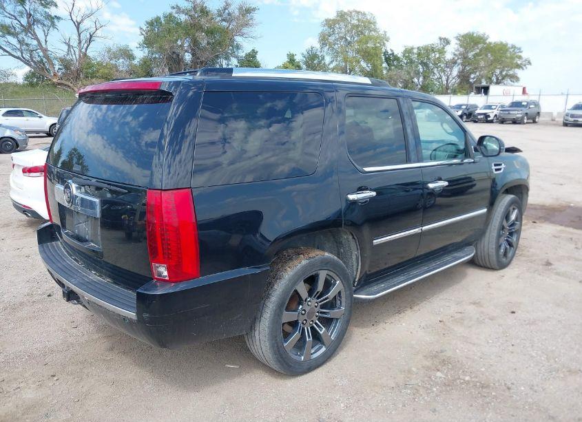 Photo 4 of 2008 Cadillac Escalade STANDARD (VIN 1GYFK63828R132025)