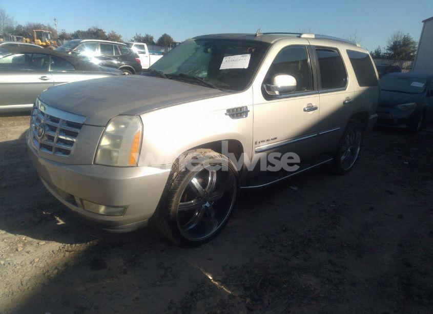 Photo 2 of 2007 Cadillac Escalade STANDARD (VIN 1GYFK63837R194094)
