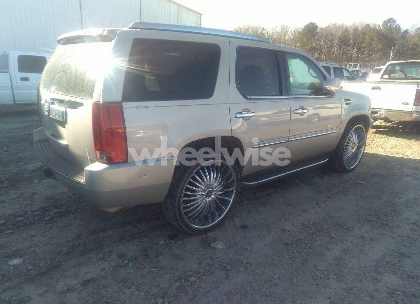 Photo 4 of 2007 Cadillac Escalade STANDARD (VIN 1GYFK63837R194094)