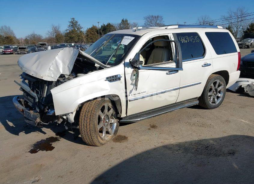 Photo 2 of 2007 Cadillac Escalade STANDARD (VIN 1GYFK63837R307381)
