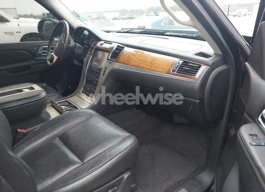 Photo 5 of 2007 Cadillac Escalade STANDARD (VIN 1GYFK63847R141615)