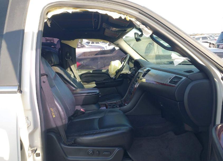 Photo 5 of 2007 Cadillac Escalade STANDARD (VIN 1GYFK63847R194735)