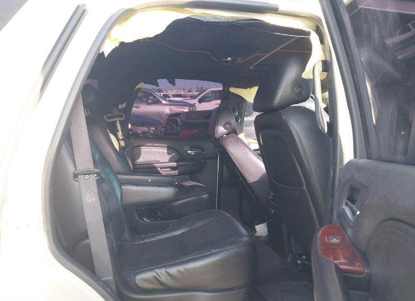 Photo 8 of 2007 Cadillac Escalade STANDARD (VIN 1GYFK63847R194735)