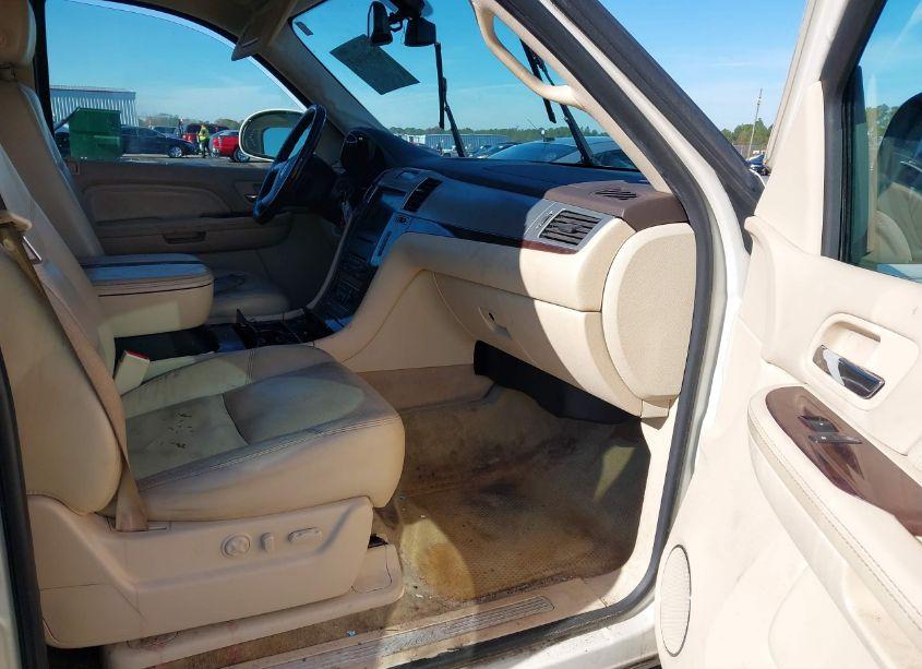 Photo 5 of 2007 Cadillac Escalade STANDARD (VIN 1GYFK63847R272088)
