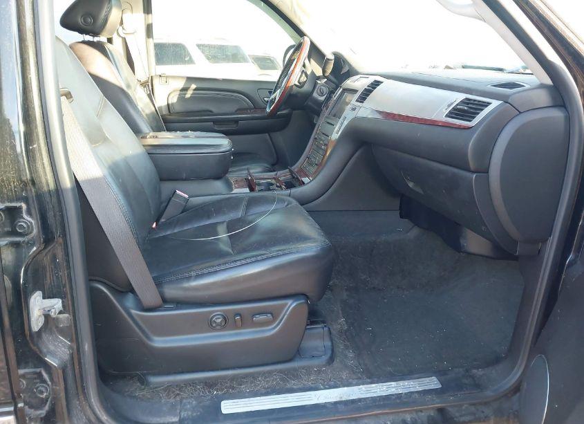 Photo 5 of 2007 Cadillac Escalade STANDARD (VIN 1GYFK63847R334248)