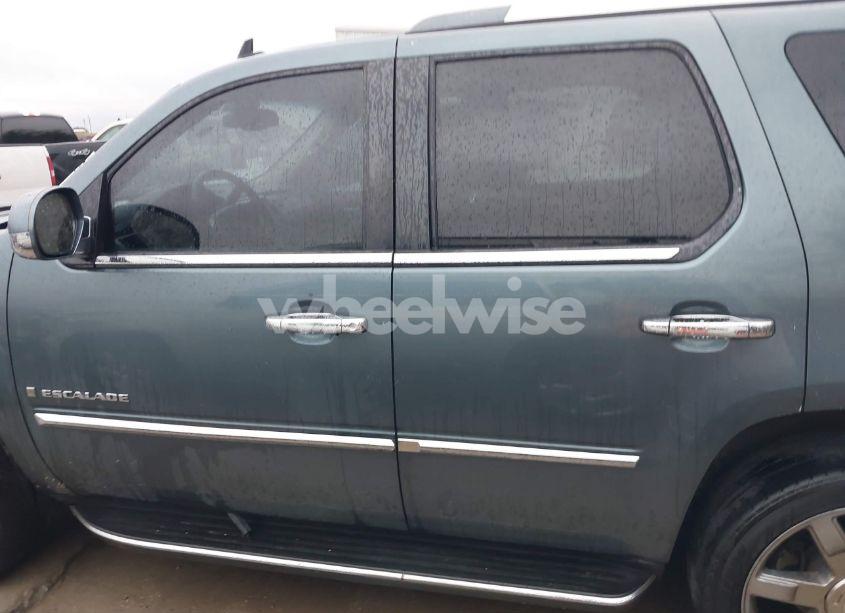 Photo 14 of 2008 Cadillac Escalade STANDARD (VIN 1GYFK63848R244034)