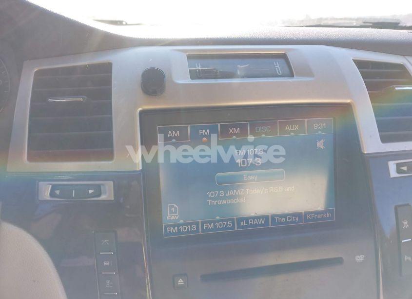 Photo 13 of 2007 Cadillac Escalade STANDARD (VIN 1GYFK63857R296531)