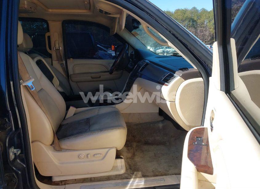 Photo 5 of 2007 Cadillac Escalade STANDARD (VIN 1GYFK63857R383880)